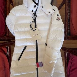 Moncler White Moka Guibbotto Down/Puffer coat NWT
